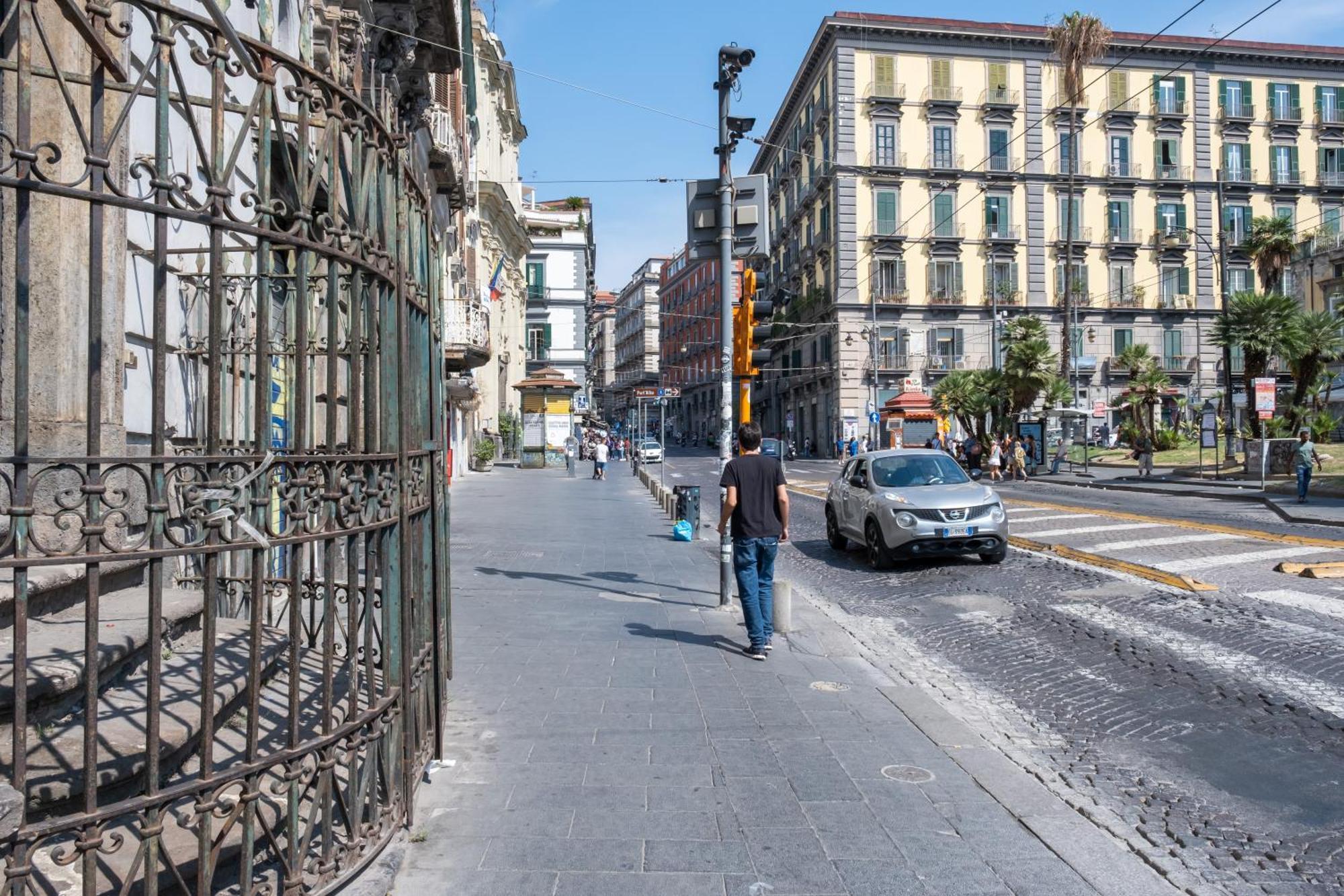 Colibri A Piazza Dante Apartment Naples Exterior photo